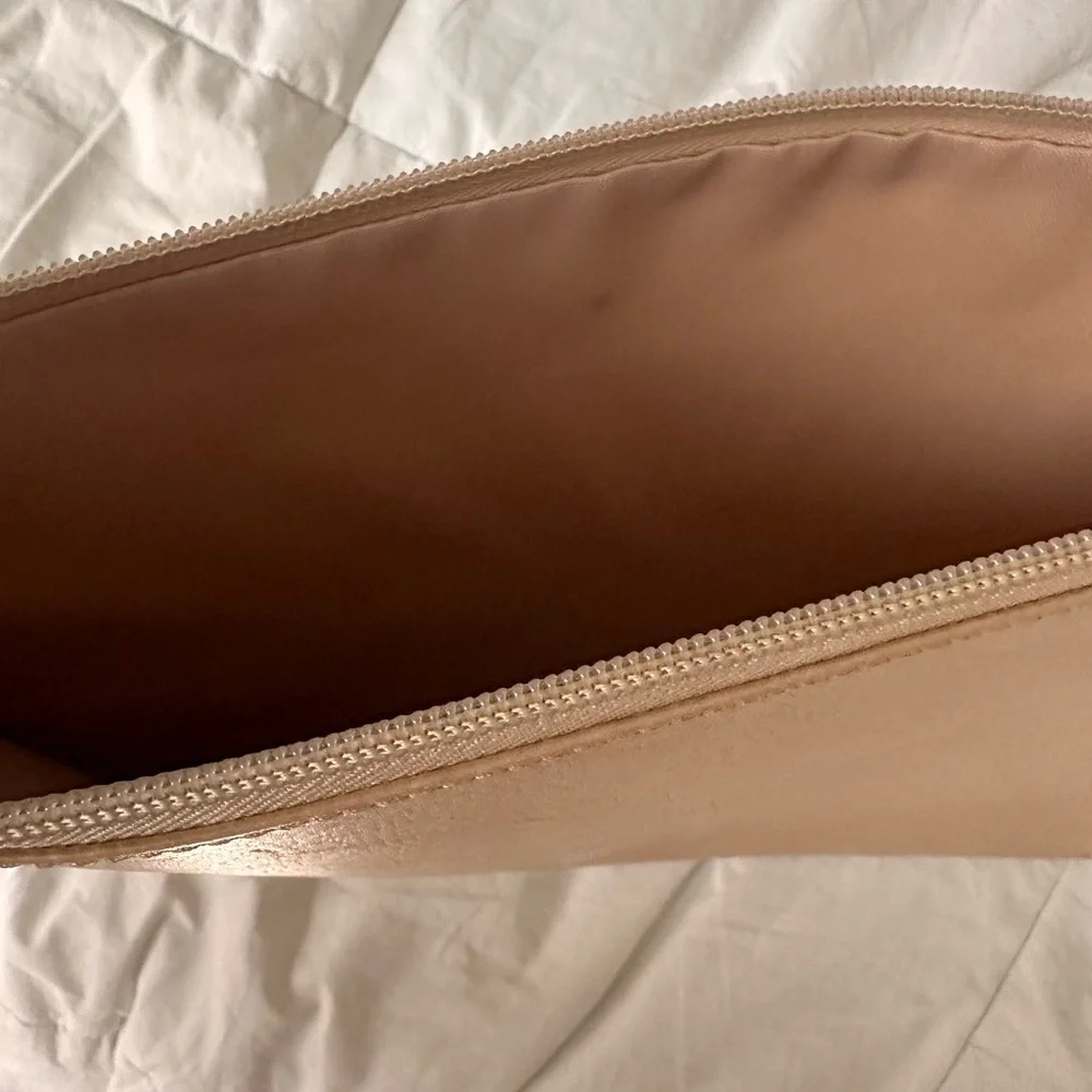 BÉIS Tan Computer Sleeve/Travel Pouch